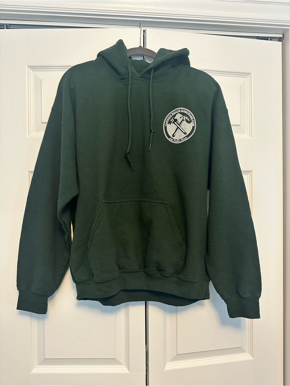 Gildan Dark Green Men's Hooded Sweatshirt with Chest Patch